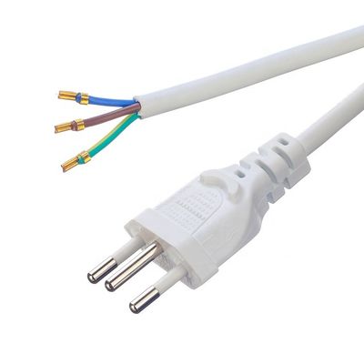 Aanpassing Brazilië 10A/250V 3 Pin Plug 3x0.75MM2 PS4 stroomkabel voor zoutlamp Gecertificeerd volgens DIN VDE 0620/EN 50075 1990