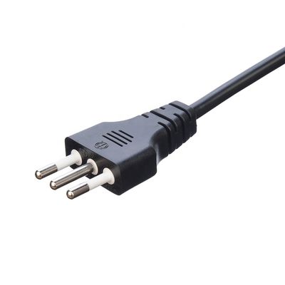 Huishoudelijk apparaat Zuurstofvrij Gekleurde Stranded Copper 3 Pin 16A Plug Power Cord C13 Connector Zwart Italia Standaard Power Cord
