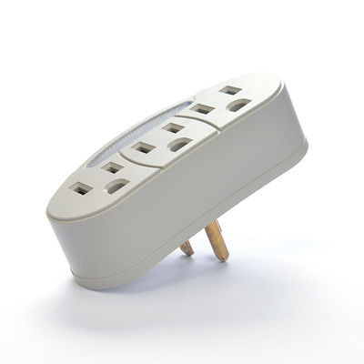 Draagbare Amerikaanse standaard ETL-aansluitingsadapter Snelle en veilige opladen voor mobiele apparaten Nominale spanning 125V