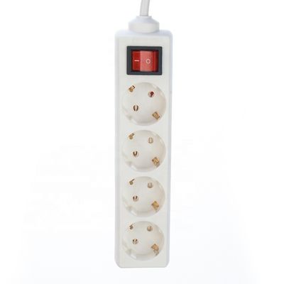 Eu-strip met 4 uitlaatstripjes, nominale stroom 10/16A, kabel voor de bescherming tegen hoge spanning H05VV-F 3x1,5 mm2