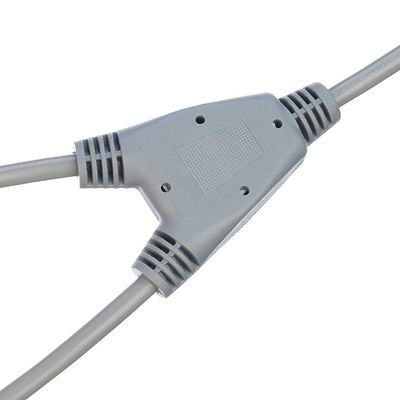Commerciële kwaliteit CCC-gecertificeerd computerstroomkabel Y Splitter 3C Plug met 2 Way C13 Plug Socket 16a 3pin