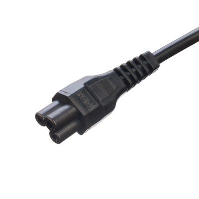 C5 Clover Connector Zwart Italia Standaard Verlengsnoer Leads H05VV-F 3x0.75MM2 Kabel 3 Pin 16A Plug voor Commerciële