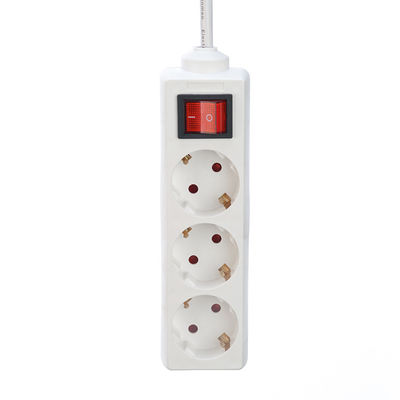 8 stopcontact stroomstrook met overspanningsbeschermer 3 stopcontact binnenverlengkabel 4 H05VV-F 3x1.5mm polyurethaankabels WIFI GEEN WIT