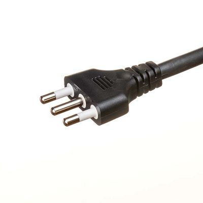 Zwarte 16awg BC01 en 220v 10m zonne-uitbreidingskabel IMQ Standard 3 Prong US Power Cord Oxygen Free Bared Stranded Copper