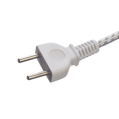 AC ijzeren draad met stekker 1.8m stroomkabel E27 lampbasis 220v 16a in Pakistan Karachi