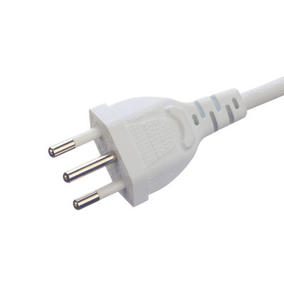 Aanpassing Brazilië 10A/250V 3 Pin Plug 3x0.75MM2 PS4 stroomkabel voor zoutlamp Gecertificeerd volgens DIN VDE 0620/EN 50075 1990