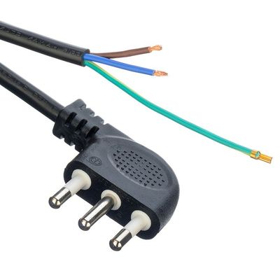 16A IEC 60320 C13 Clover Connector Zwart Italia Standaard H05VV-F 3x0.75MM2 Verlengsnoer Aarding Standaard Aarding