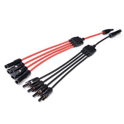Normale secties 1C X56/0.285MM PV-kabelverlenging Y Divider 4 tot 1 PV004 Mannelijke en vrouwelijke connectoren 40 sets/karton