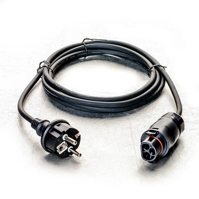 16A/250V Stroom/spanning H07RN-F 3X1.5MM2 Rubber Cable Schuko Plug IP44 tot BC05 Connector voor Single Microinverter