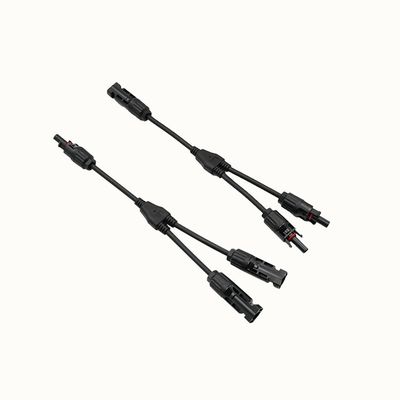 Geïsoleerde TUV Goedgekeurde 1x4mm2 Binned Cooper XLPO XLPE PV-Zonne-kabel Y Splitter 1 tot 3 met PV004 Connector UV-bescherming