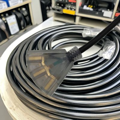Plug 3pin en NEMA Vrouwelijk eindtype voor buiten 3 prong 13 Amp 12/3 SJTW Multiple Black Extension Cord met licht