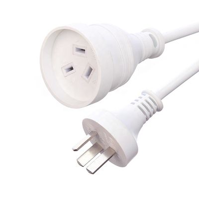SAA 3 pin onherleidbaar aansluitbaar buitenshuis vakantieverlengkabel met H05VV-F 3x0.75MM2 kabel en IEC 60227 mannelijk eindtype
